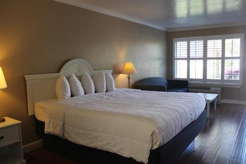 Vero & Vero I-95 (adults Only) 3* Vero Beach