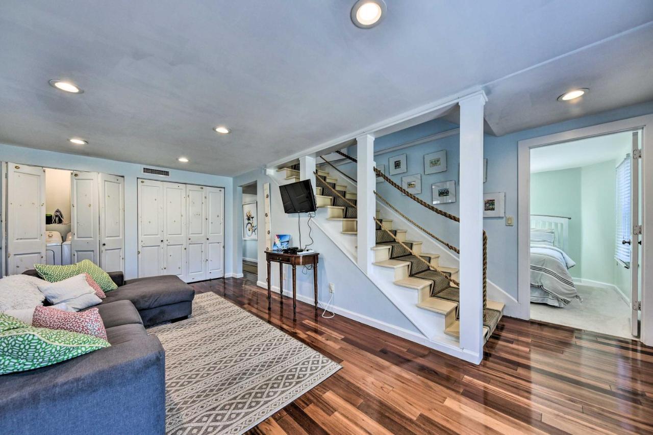 Beachfront Florida Getaway With Furnished Deck!