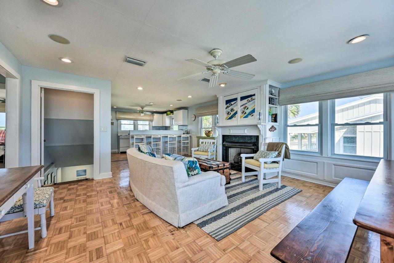 Holiday home Beachfront Florida Getaway With Furnished Deck! Fernandina Beach