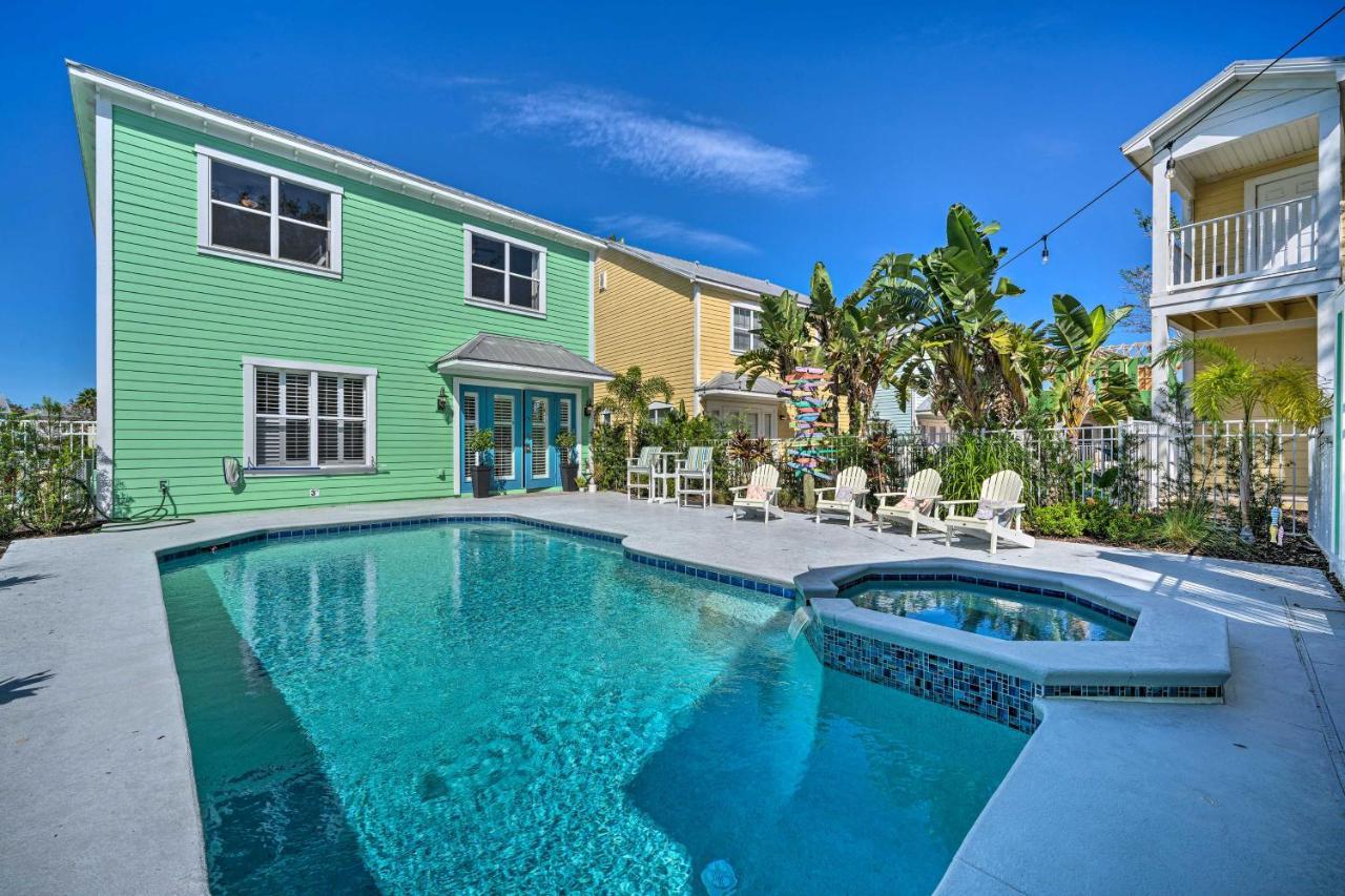 Holiday home Stunning Oasis With Private Pool, 7 Mi To Disney! *