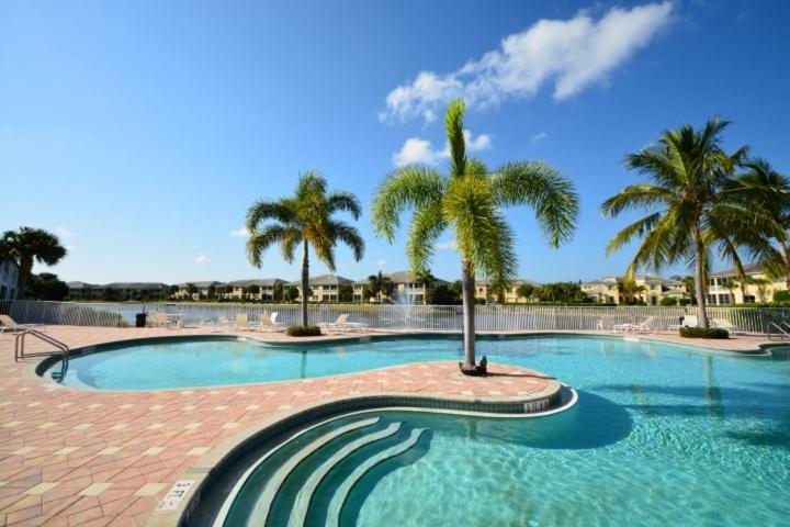 Holiday home Lucaya 102 *