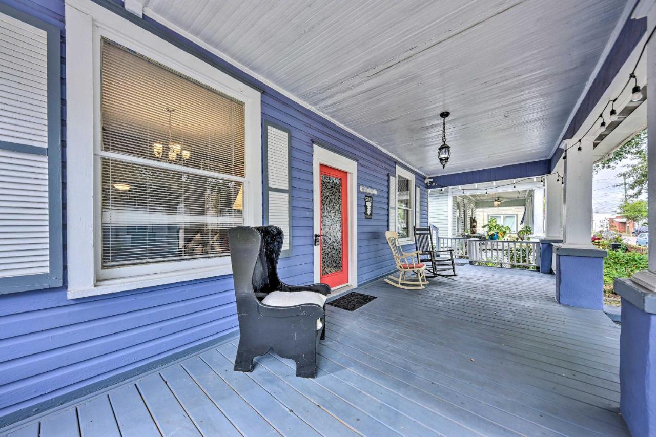 Holiday home Charming About 2 Mi To Downtown!