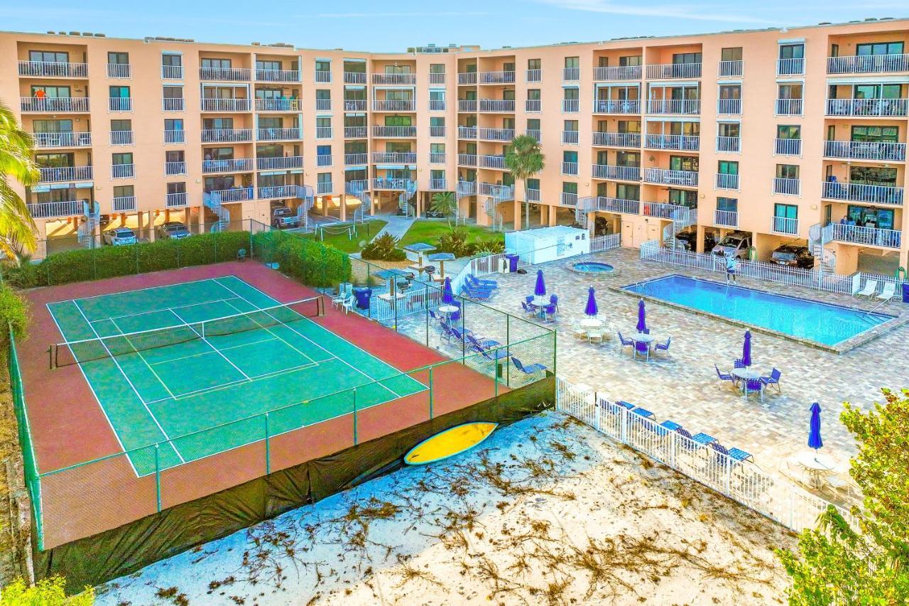 Reef Club 208 * Clearwater Beach