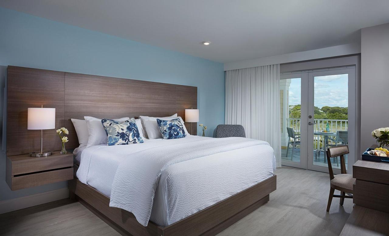 The Pointe Hotel 4*