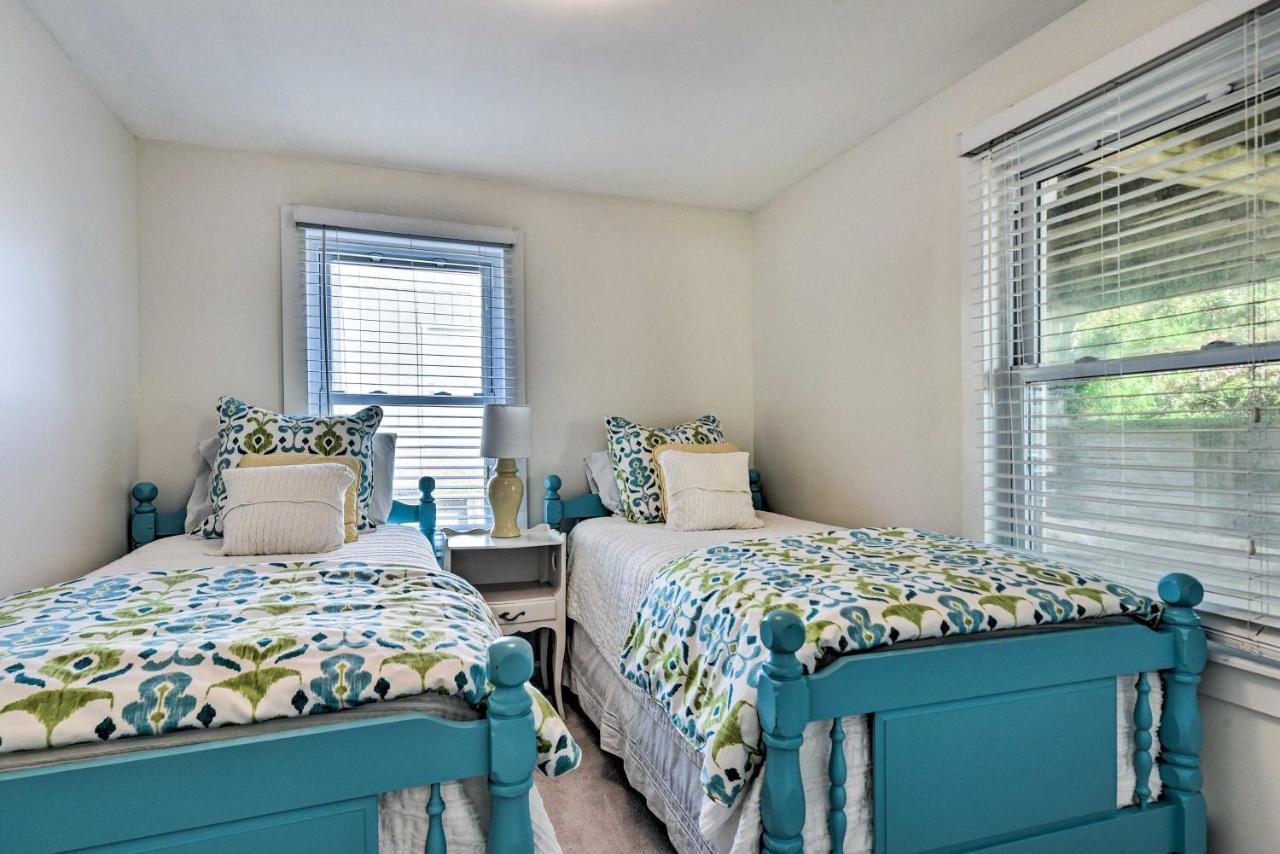 Holiday home Beachfront Florida Getaway With Furnished Deck!