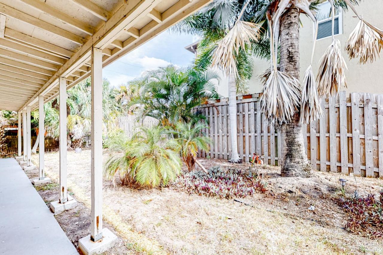 Cocoa Cottages #4 *