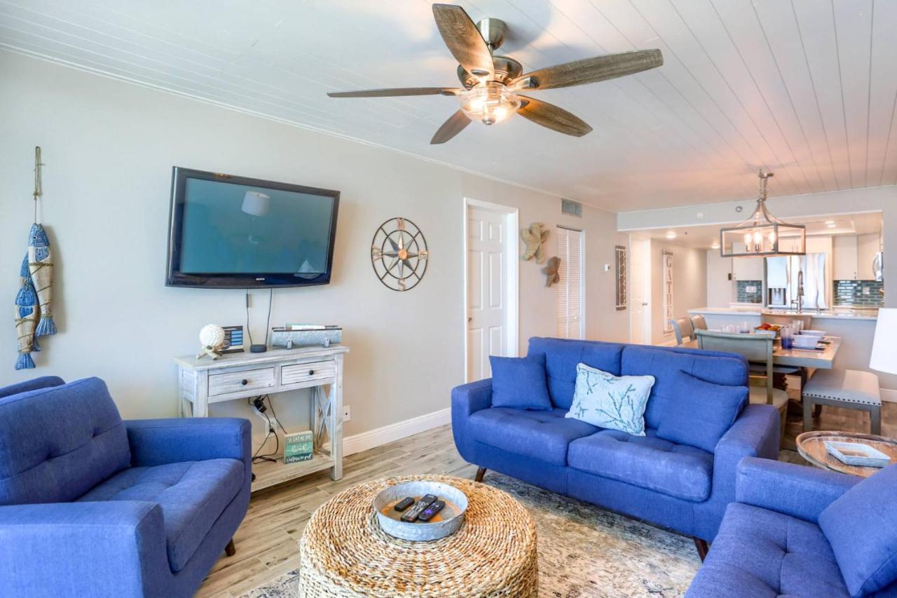 707 Sandcastle One