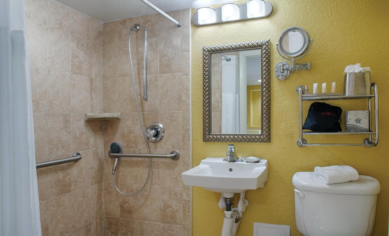 Club Wyndham Santa Barbara Pompano Beach