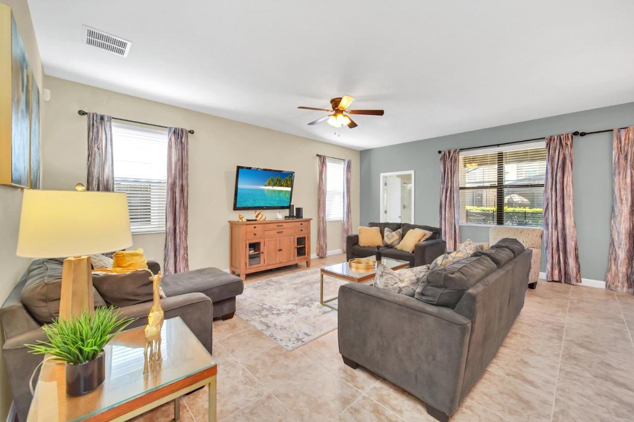Luxury Championsgate With Private Pool Holiday home *