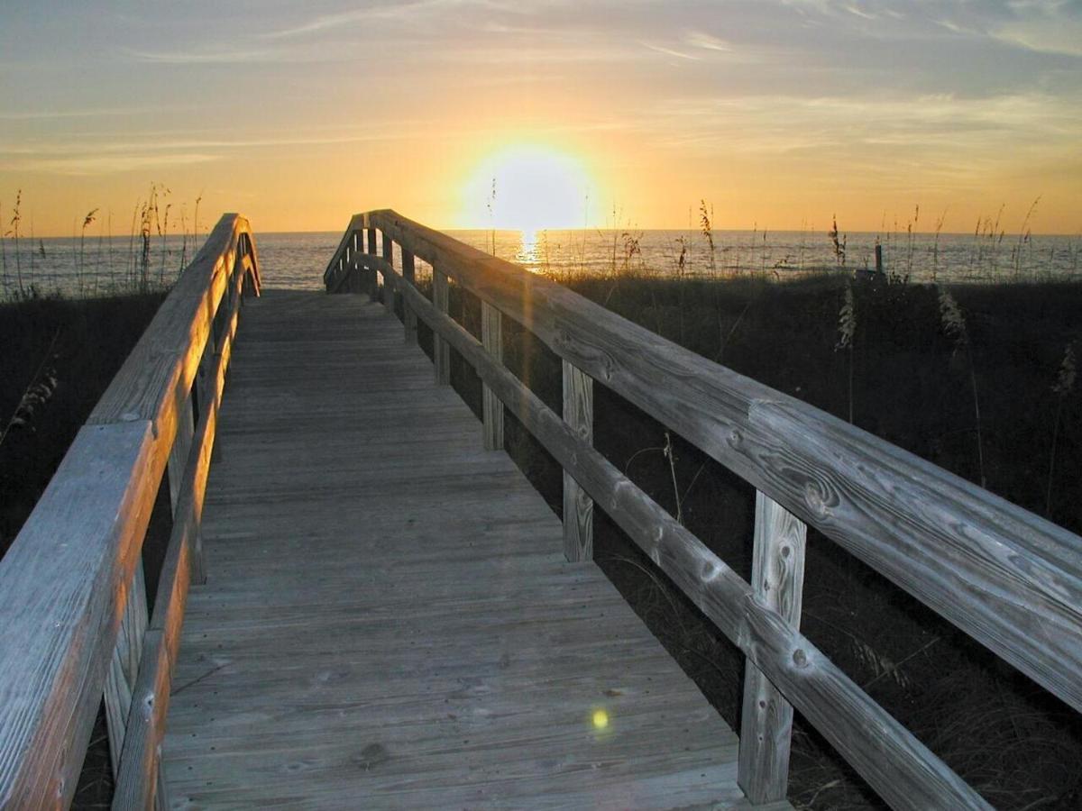 Land's End 1-307 Gulf View * St. Pete Beach