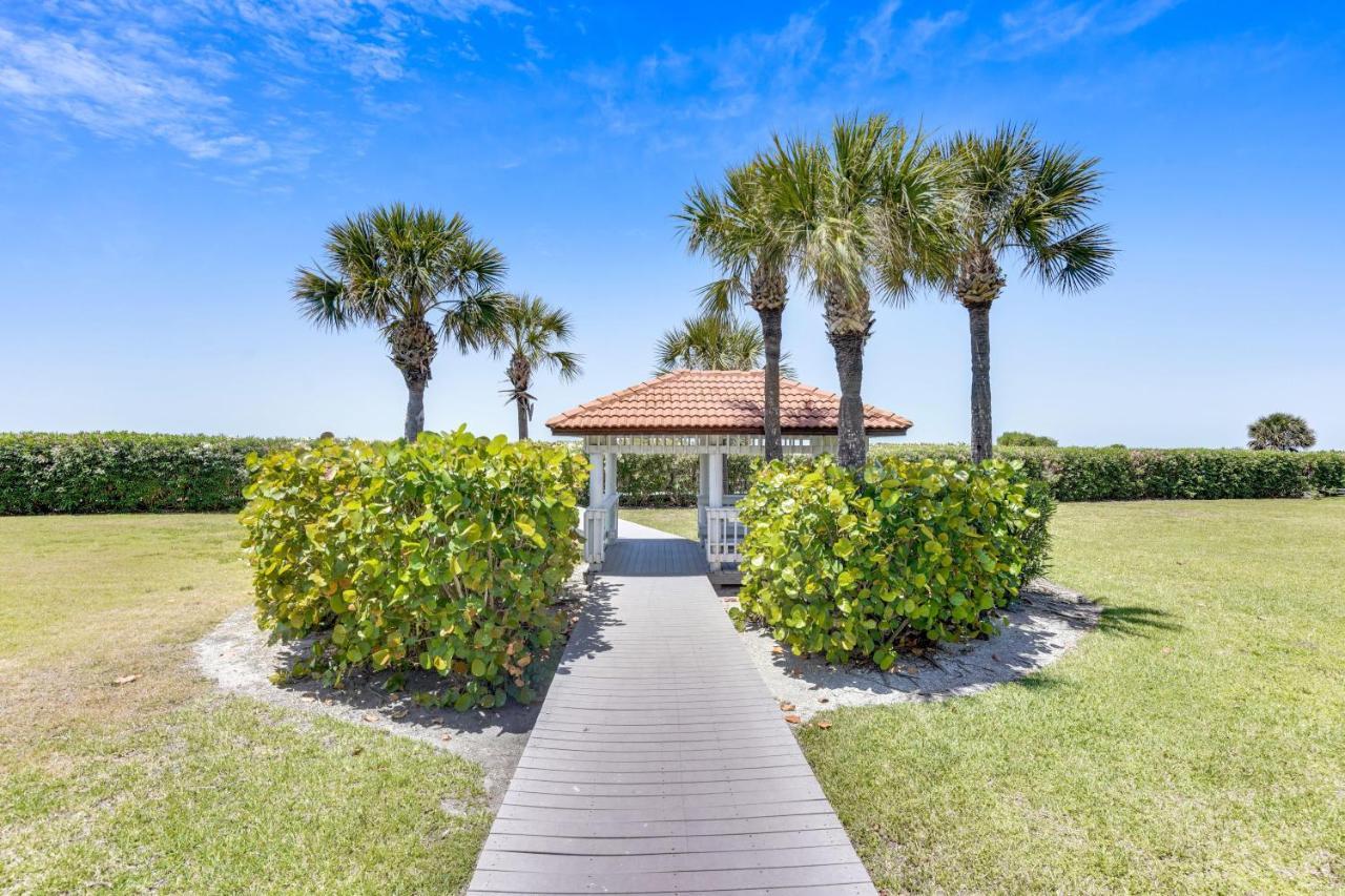 Holiday home Land's End 11-203 Front - Premier