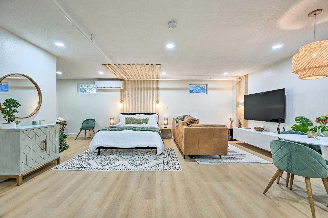 Cozy Guest With Pool And Hot Tub! *