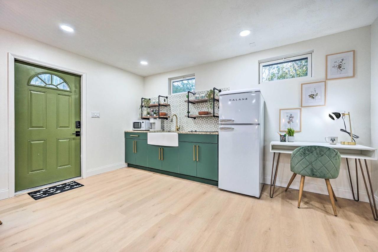 Apartment Cozy Guest With Pool And Hot Tub!