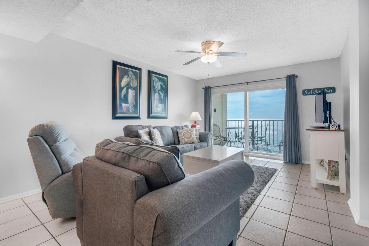 Regency Towers 1320 Apartment *