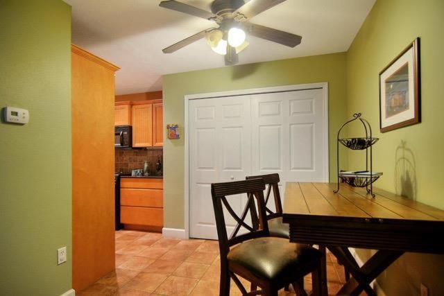 Quiet Vista Del Mar 2 Bedroom Beachfront