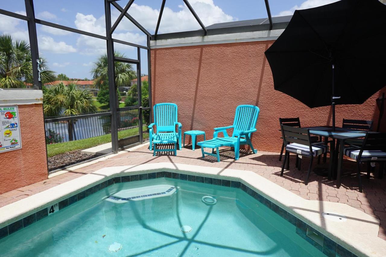 Holiday home New! Lakefront Views- Encantada Townhouse *