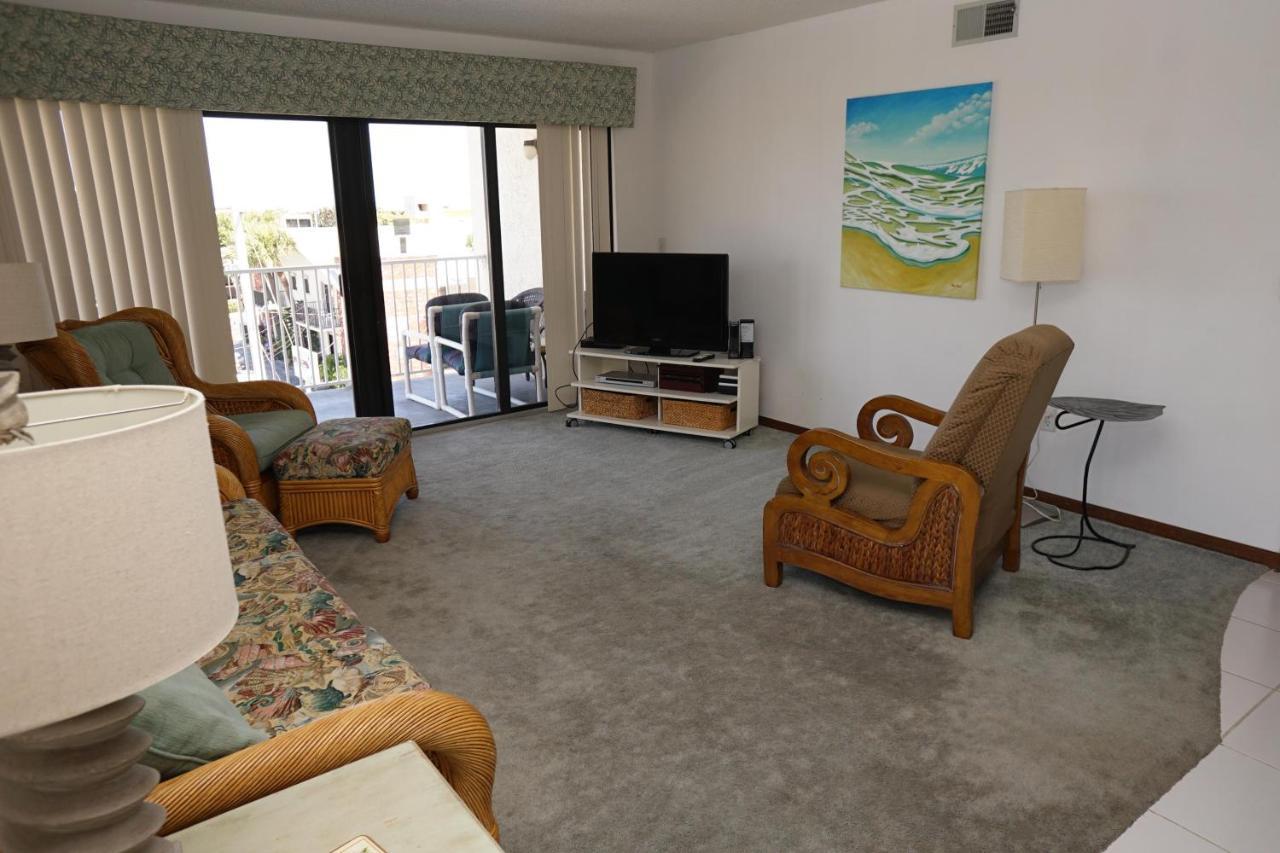 Sandcastles 400 Ocean & Rocket Launch Views, Massive Corner Unit * Cocoa Beach
