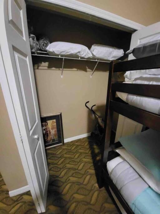 Apartment All Furnished -than 10 Min From Major Parks! Orlando