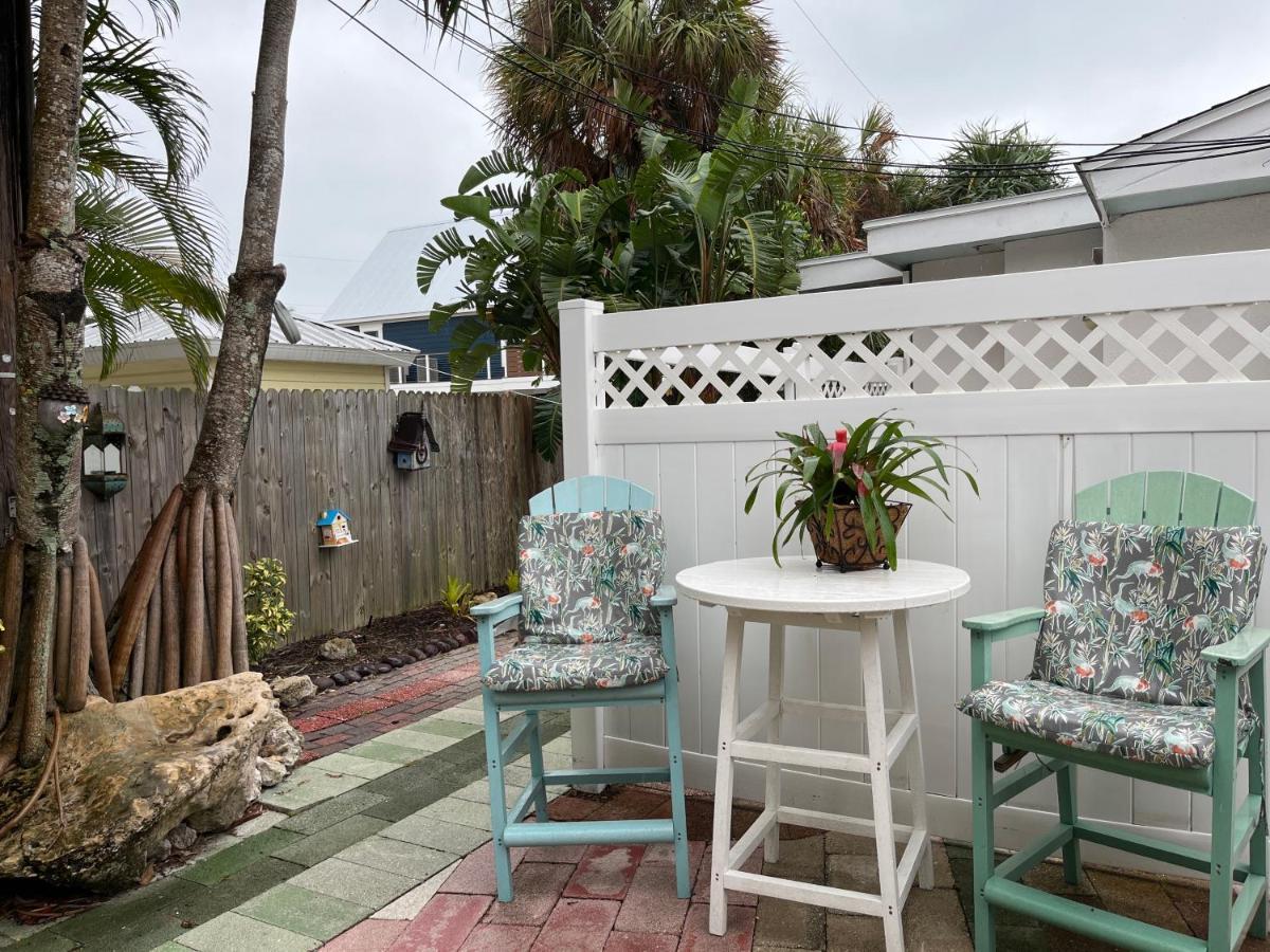 An Island Getaway At Palm Tree Villa Holmes Beach