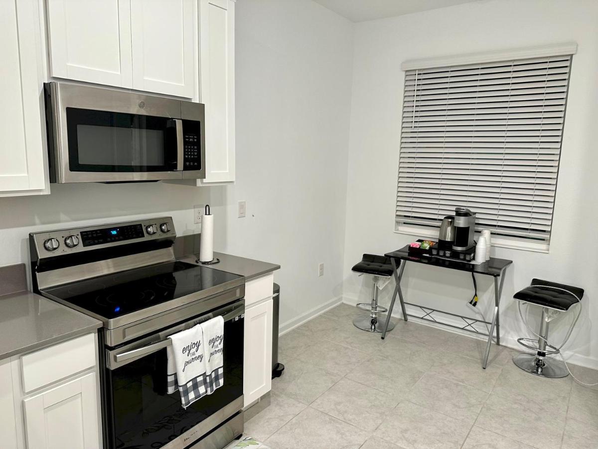 Grand Family Deluxe 4br House Near Disney Parks Holiday home *