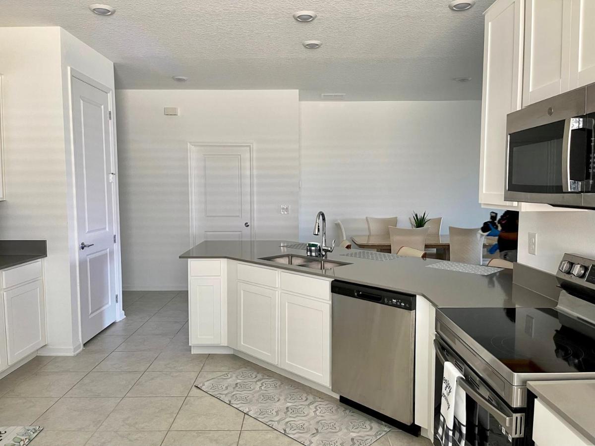 Grand Family Deluxe 4br House Near Disney Parks Holiday home *