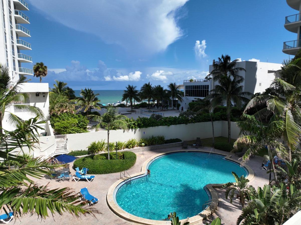 New Ocean View Condo, Direct Access, Pool & Amenities At Apartment Hollywood