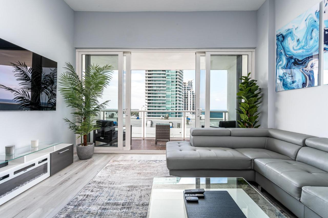 Apartment Amazing 2br 2ba Newly Reno Beachfront W/beach View *