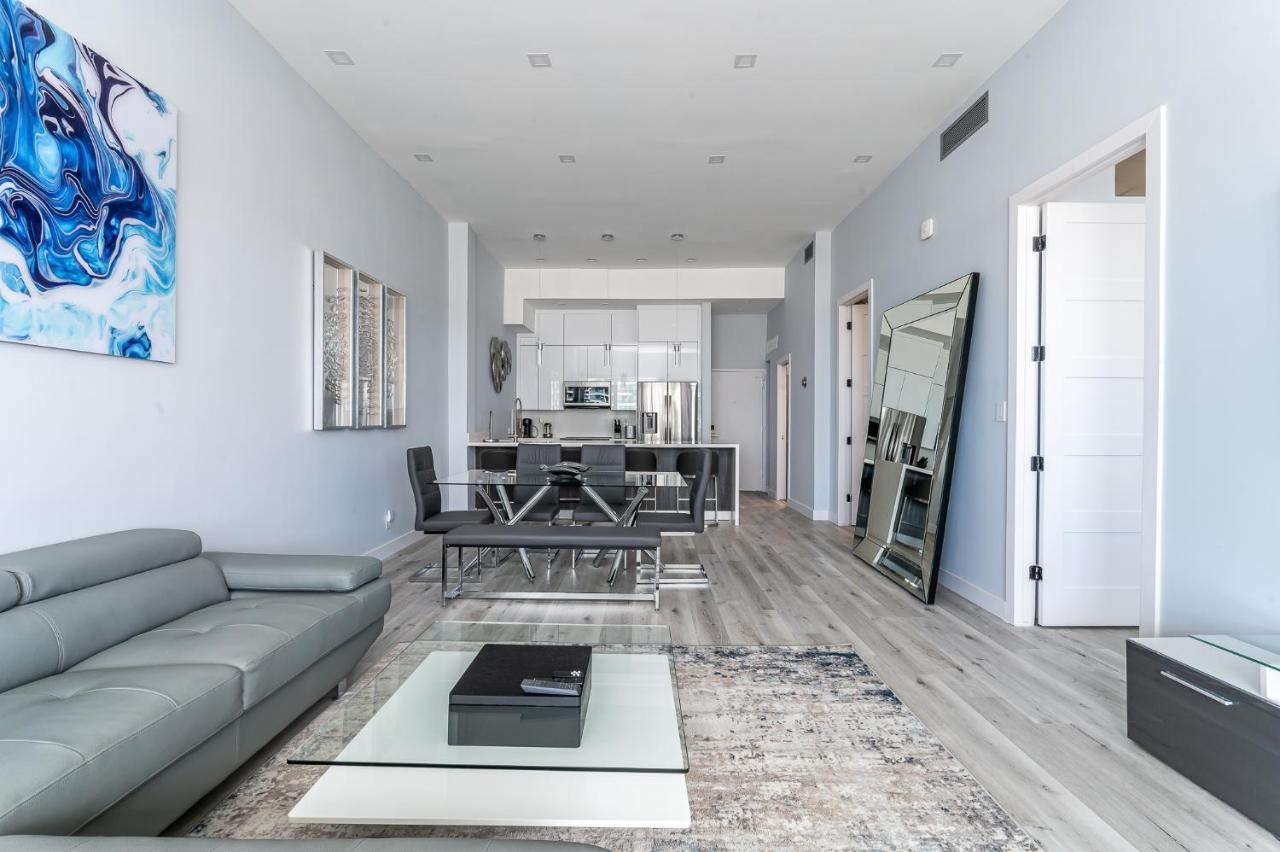 Amazing 2br 2ba Newly Reno Beachfront W/beach View Apartment Hollywood