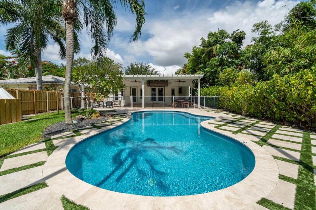 Victoria Park Oasis With Heated Pool And Holiday home Fort Lauderdale