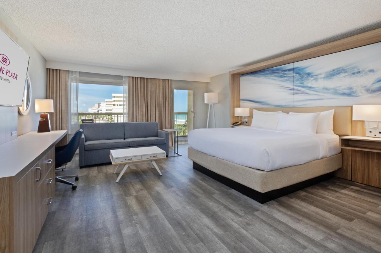 Resort Crowne Plaza Melbourne-oceanfront By Ihg