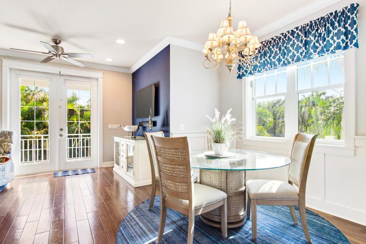 Villa Neolinda 305 Holmes Beach