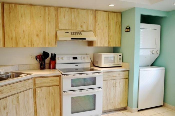 Westbay Point Moorings 274