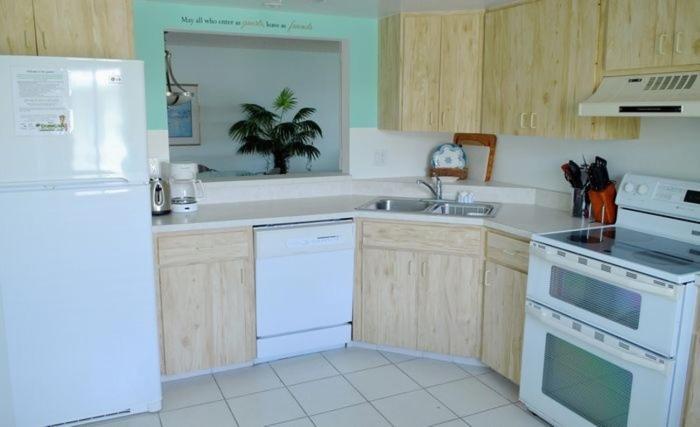 Westbay Point Moorings 274