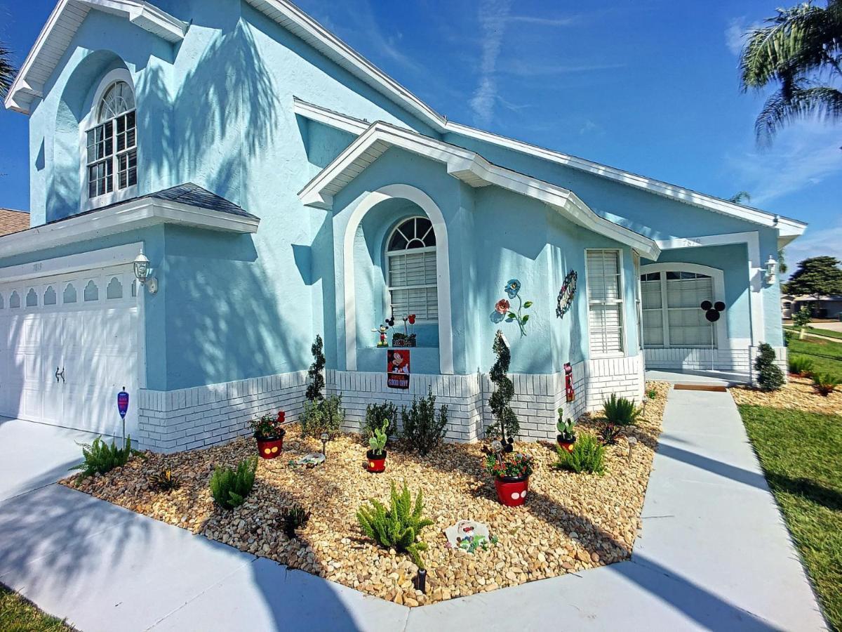 Holiday home Mickeys Movie House, 2 Masters, Pool And Spa Orlando
