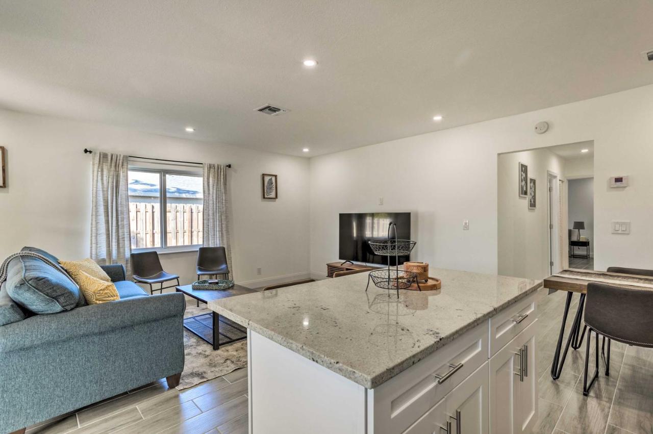 Holiday home Sunny Home, 2 Mi To The Beach! Delray Beach