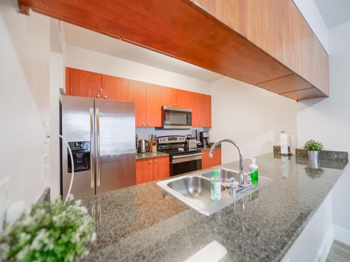 Gorgeous In Brickell Apartment