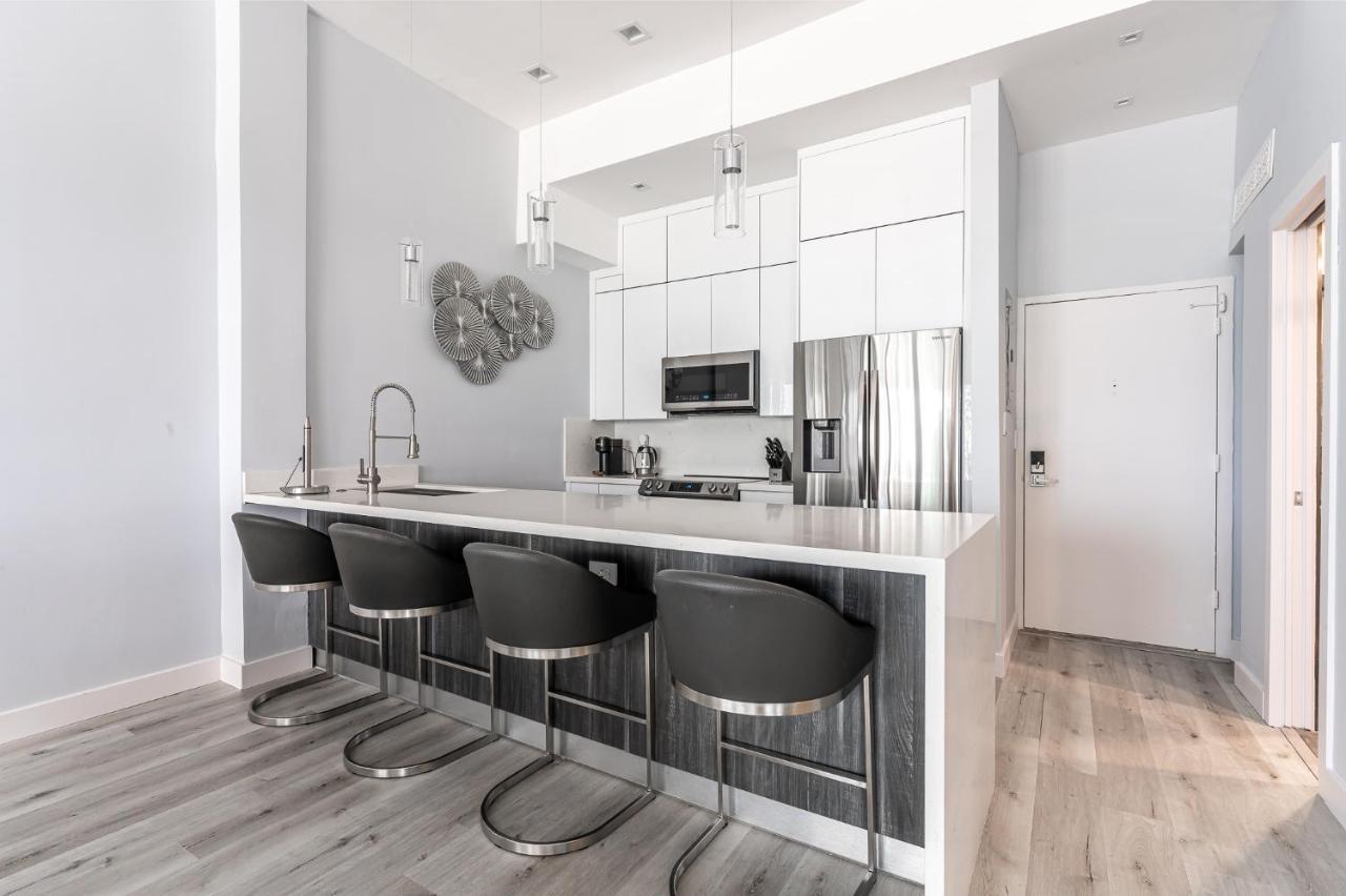 Amazing 2br 2ba Newly Reno Beachfront W/beach View