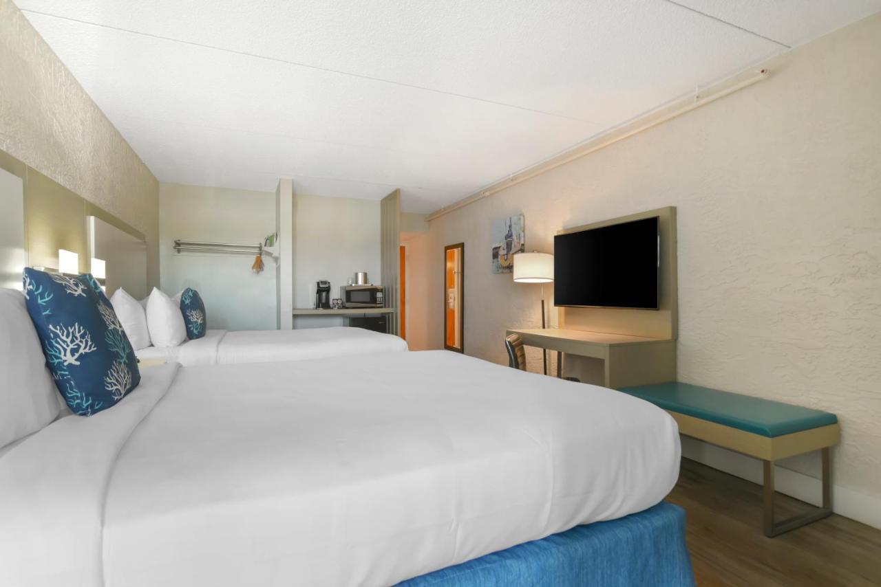 On Harbor, Ascend Collection Hotel