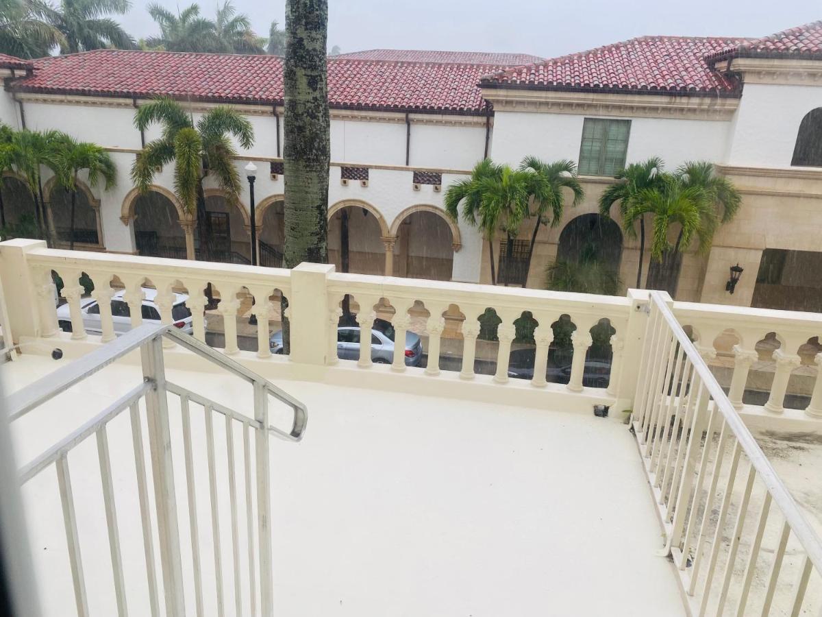 Tropicals Of Palm Palm Beach