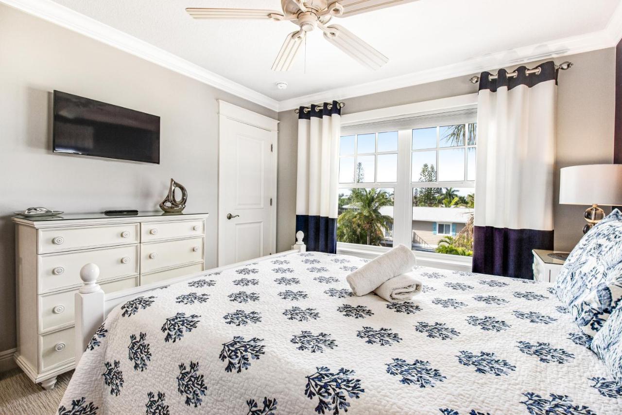 Lamedeira 305 Unit A * Holmes Beach