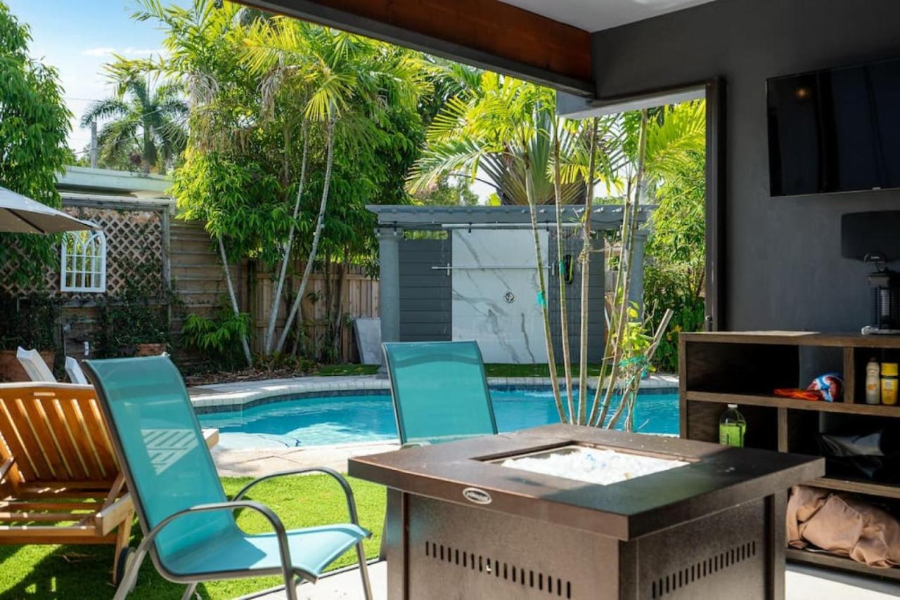 Hollys Hacienda With Heated Pool And Patio Area Holiday home Hollywood