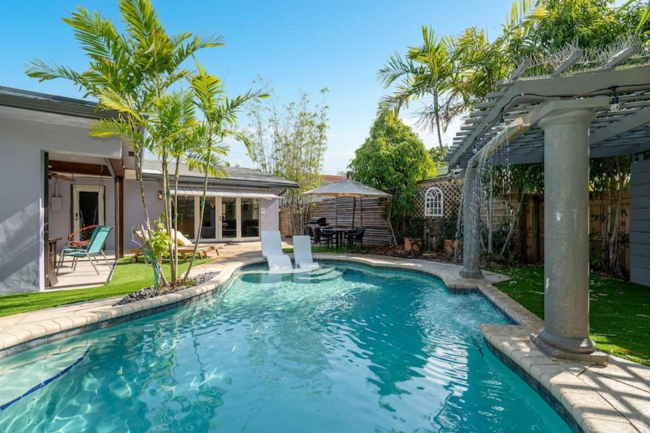 Hollys Hacienda With Heated Pool And Patio Area *