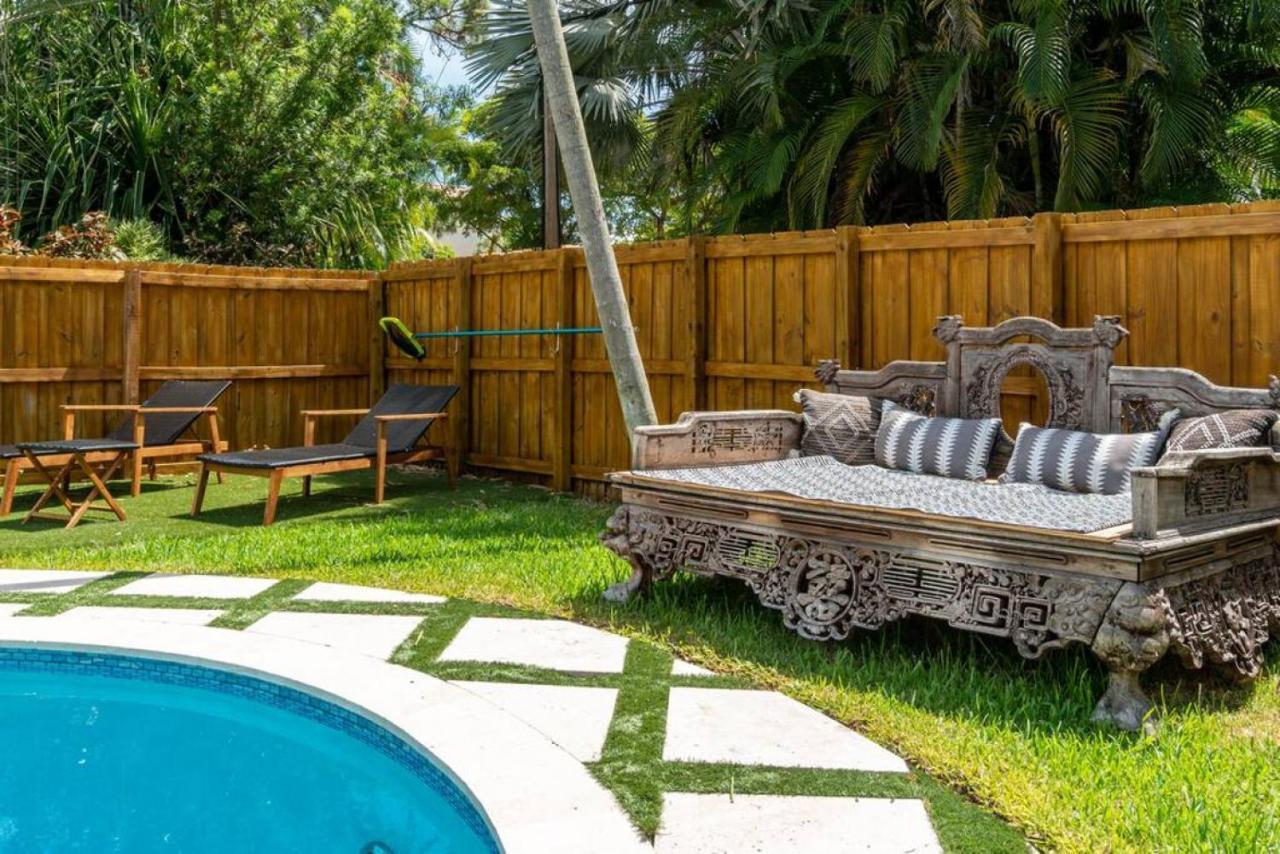 Holiday home Victoria Park Oasis With Heated Pool And