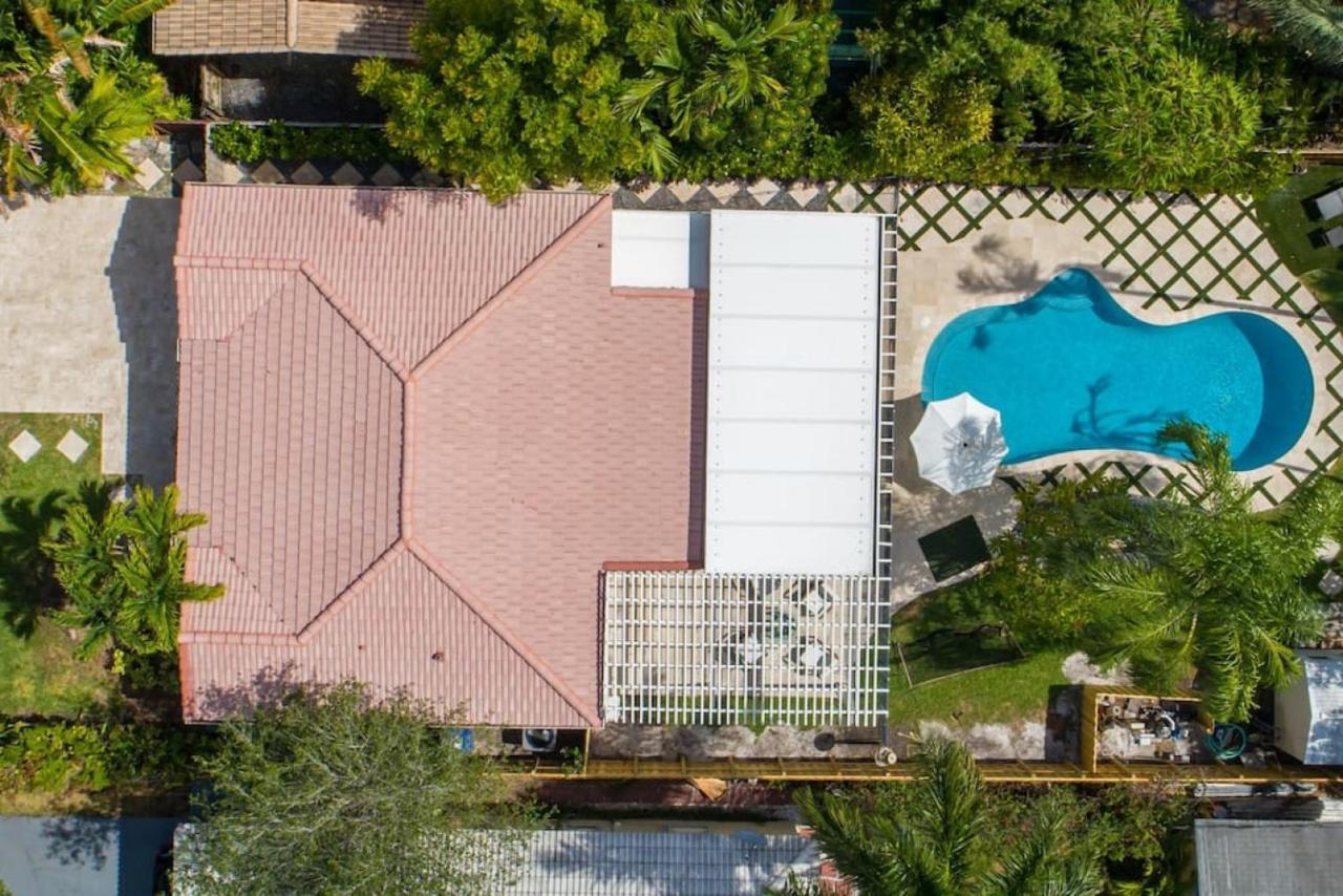Victoria Park Oasis With Heated Pool And Holiday home