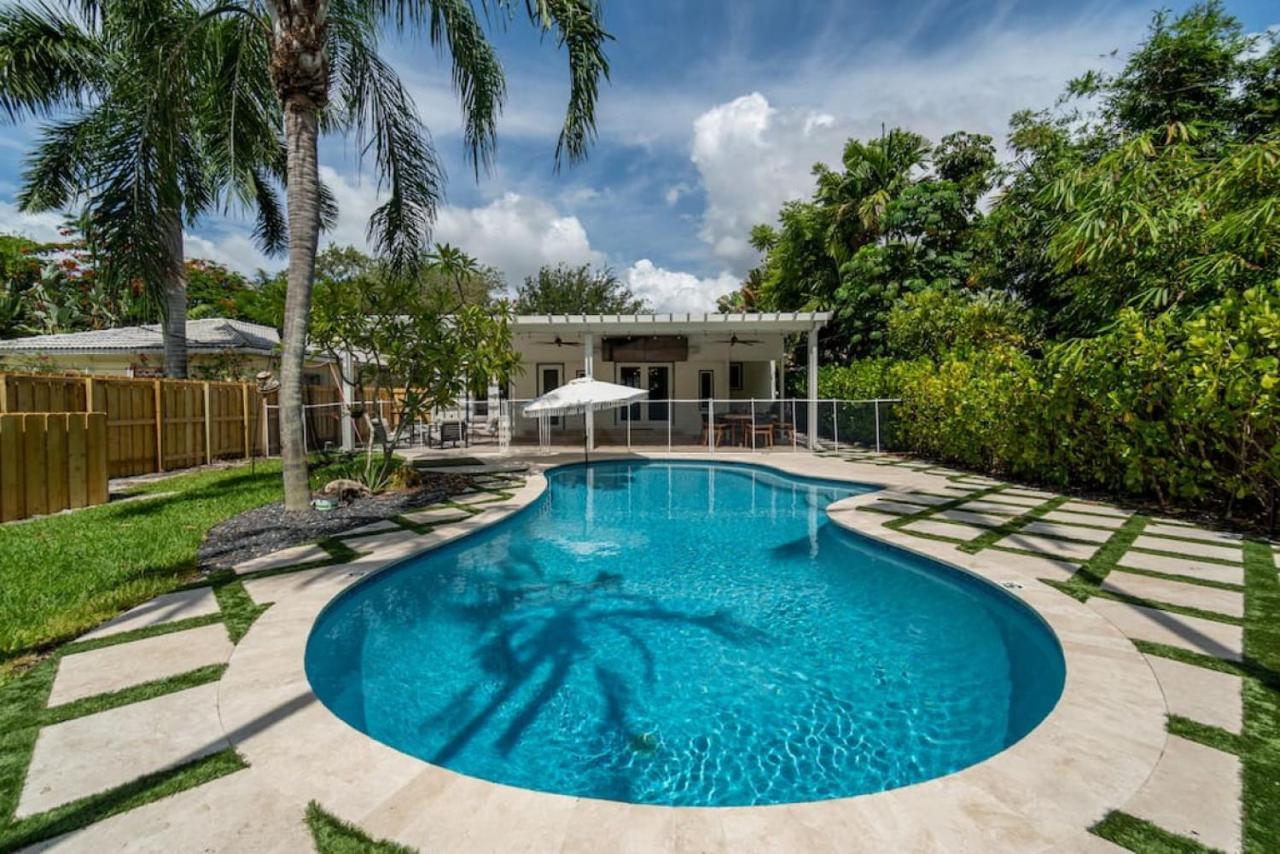 Holiday home Victoria Park Oasis With Heated Pool And