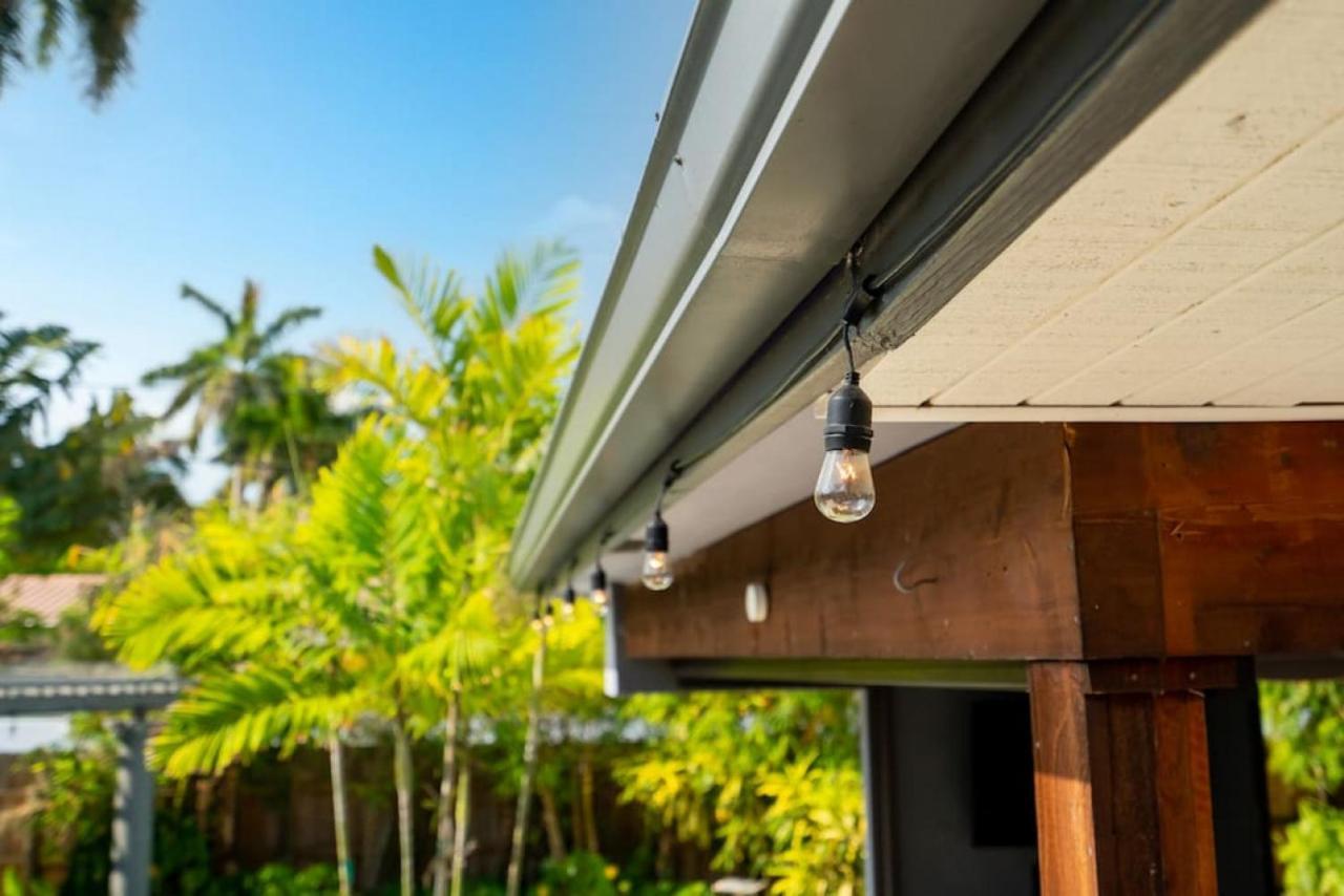 Hollys Hacienda With Heated Pool And Patio Area Hollywood