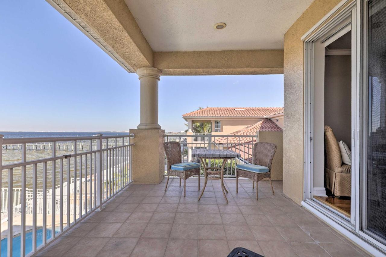 Waterfront Apollo Pool And Shared Dock! Apollo Beach