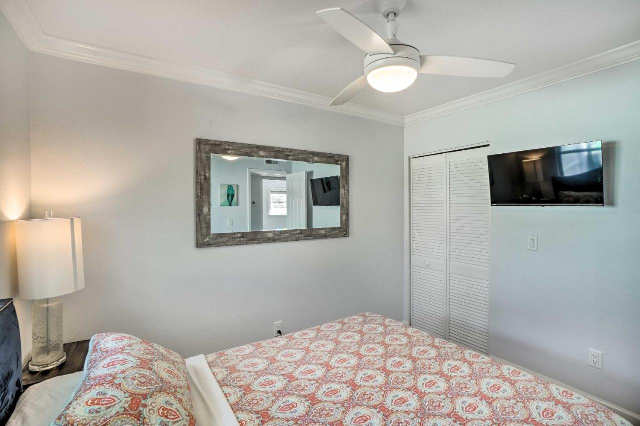 Indian Rocks Duplex, Close To Beaches!
