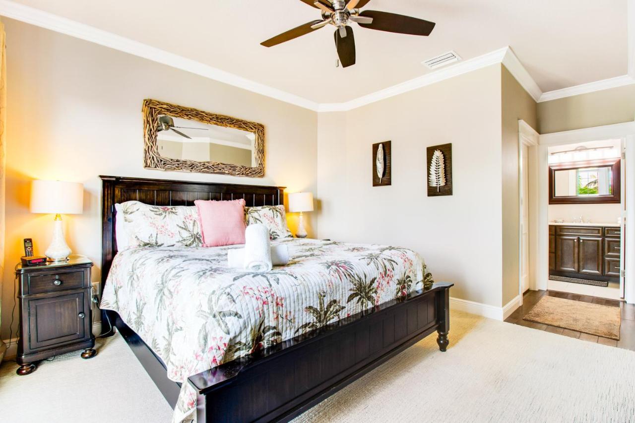 Villa Neolinda 305 Holmes Beach