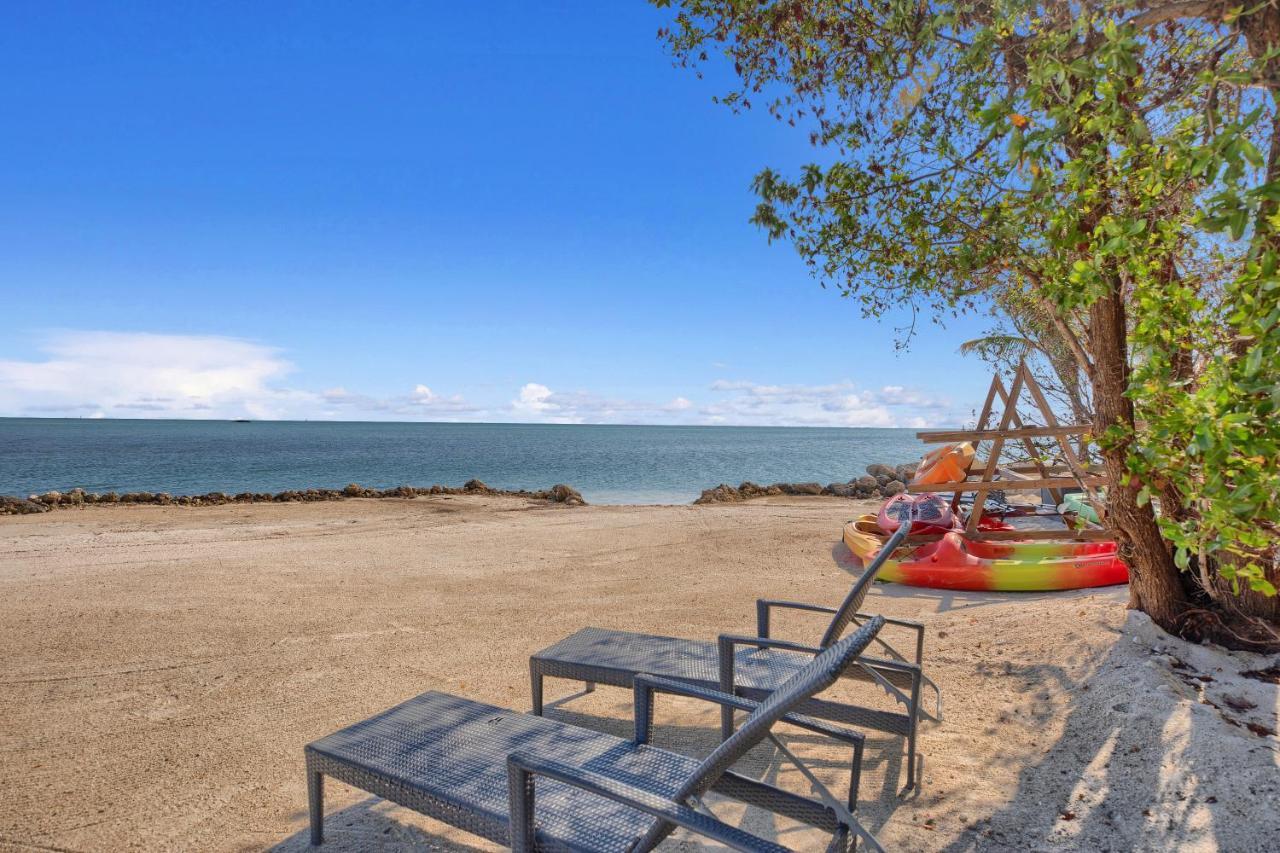 Seascape Resort & Marina Motel